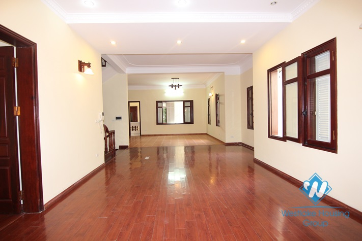 Spacious swimming pool house for rent in Tay Ho
